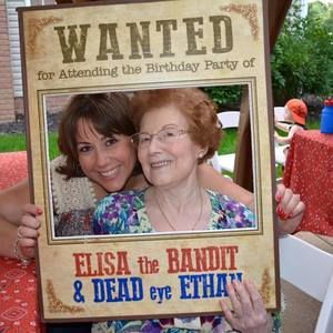 Meet your Posher, Danielle